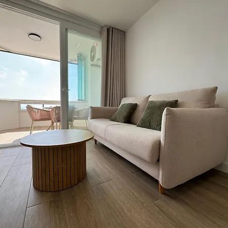 Atico 1 Con Vistas Frontales Al Mar By Sur Fuengirola